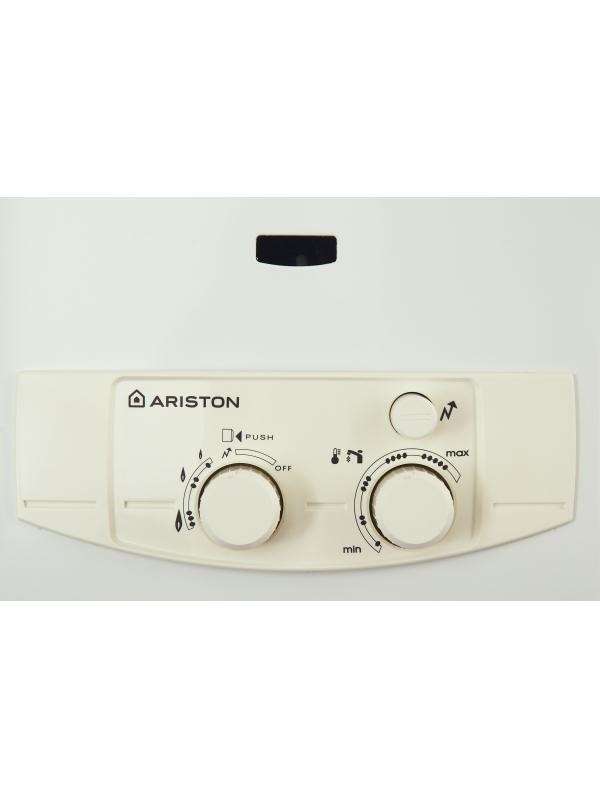 Ariston 11 колонка. Газовая колонка Аристон fast 11 CF. Газовая колонка Ariston fast 11 CF P. Проточный газовый водонагреватель Ariston fast CF 11p. Газовый проточный водонагреватель Аристон fast 11 CF P.